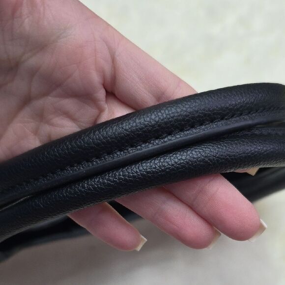 5 For $25 Rachel Zoe Black and Cream Tote Bag with Structured Design - Picture 5 of 9